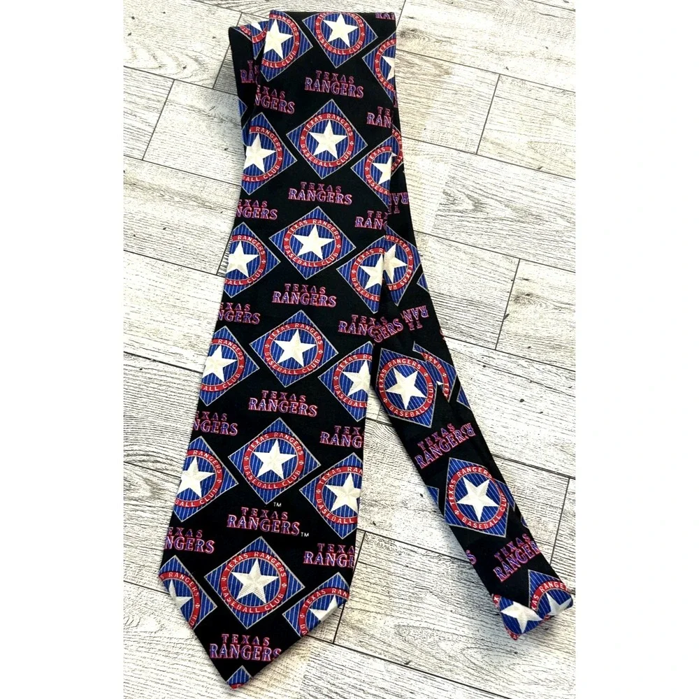 Vintage 1997 Ralph Marlin & Co. Texas Rangers MLB Baseball Silk Tie Necktie EUC